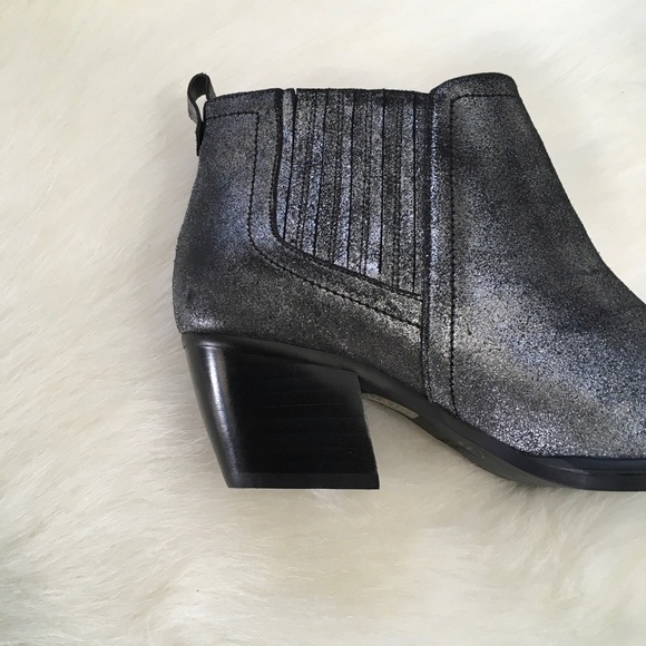 Sbicca Cardinal Pewter Leather Boots Booties - Picture 4 of 8